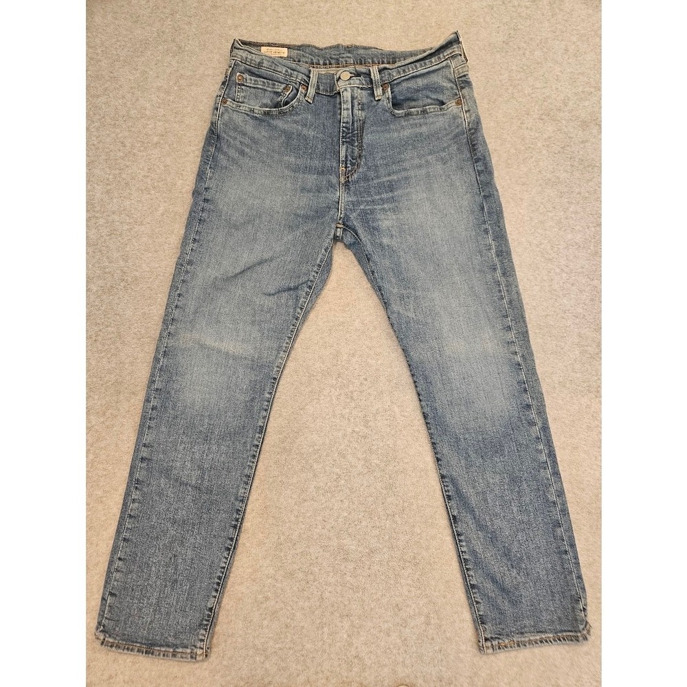 LEVIS "SAN FRANCISCO" Jeans Woman's (32x30) Slight Curve Classic Straight Leg